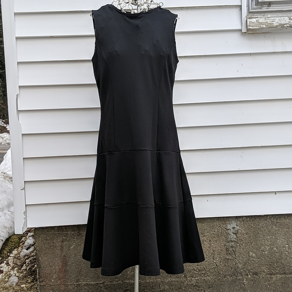 Gap black sleeveless midi dress